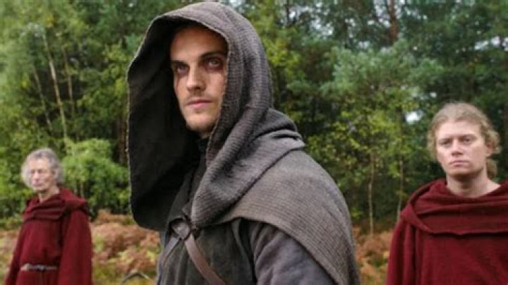 'Cursed': Daniel Sharman & Series Creators Explain the Mysteries of the Weeping Monk
