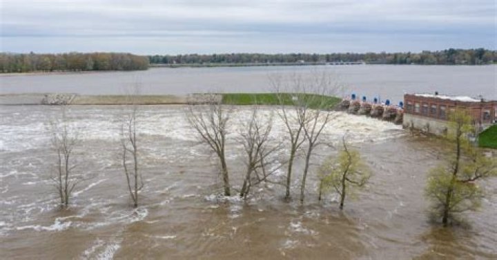 2 Michigan Dams Breached, Thousands Evacuated Amid Flooding