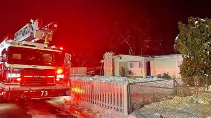2 people displaced following West Valley house fire