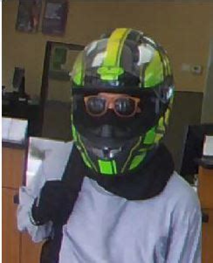 	48 minutes: Three South Florida bank robberies	