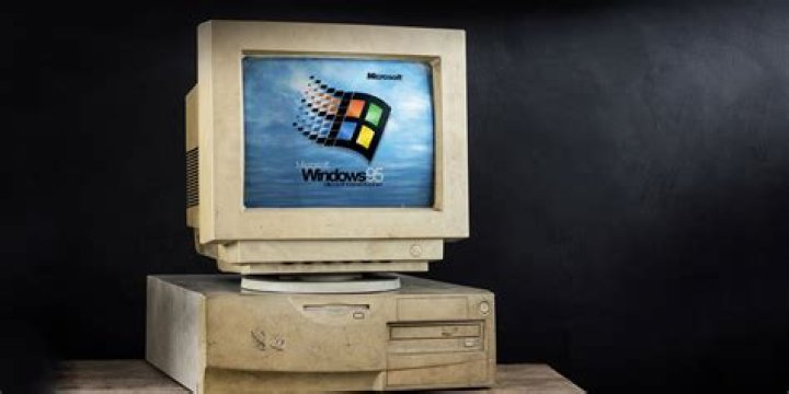 7 Famous Programs & Games that No Longer Exist
