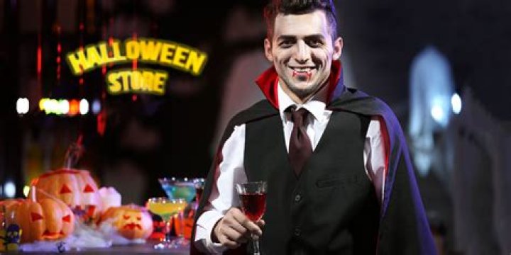 8 Online Halloween Stores for Perfect Costumes and Accessories