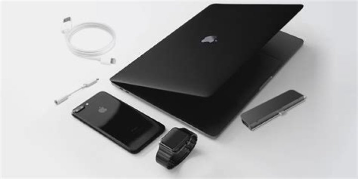 A Guide to Apple's Adapters and Ports for Mac and iPhone