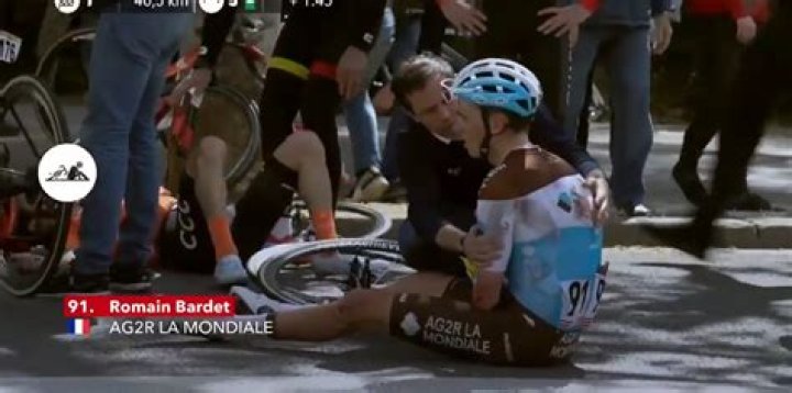 Accident Romain Bardet