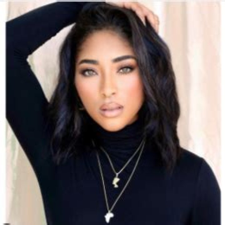 Adriyan Rae Bio, Age, Height, Husband, Net worth, Movies and TV Shows