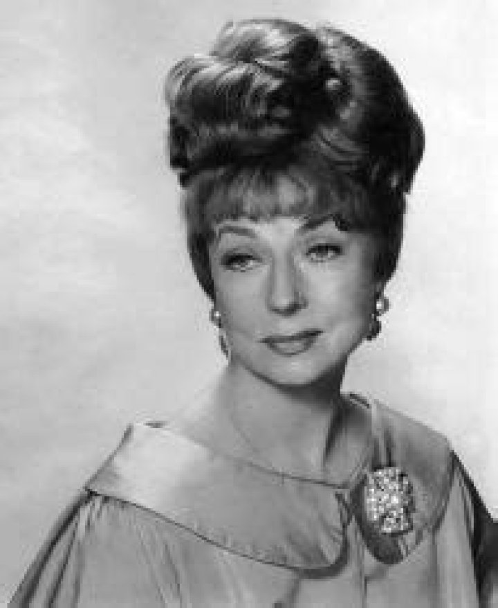 Agnes Moorehead Biography