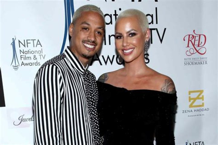 AMBER ROSE AND AE EDWARDS CELEBRATE SON’S FIRST BIRTHDAY