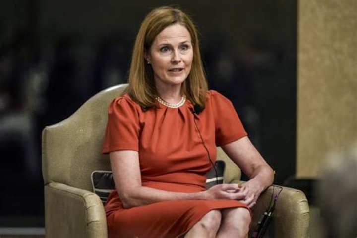 Amy Coney Barret Biography, Age, Children, Previous Jobs, Husband, Net worth