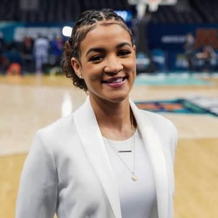 Andraya Carter Bio, Age, Height, Spouse, Salary, Net Worth ESPN