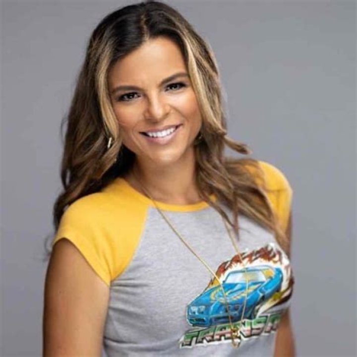 Angella Sharpe Bio, Age, Height, Husband, Salary, Net Worth, STL-TV