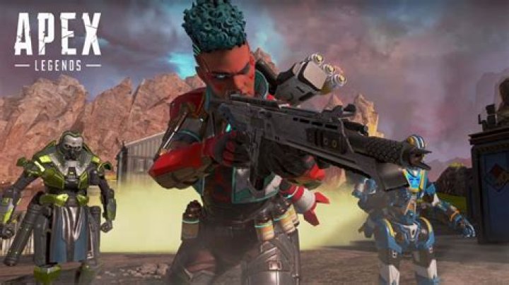 Apex Legends clip shows how overpowered Strikepacks are for controller players