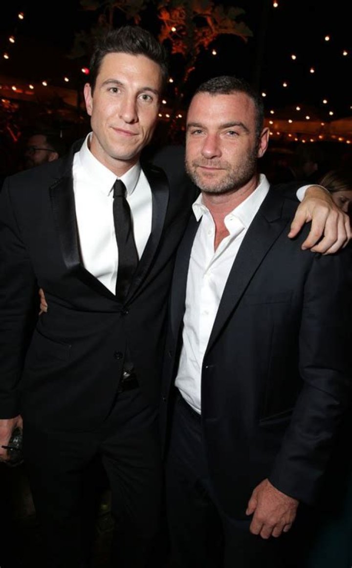 Are Liev And Pablo Schreiber Close? A Deep Dive Into Their Relationship