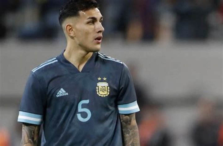 Argentina coach Lionel Scaloni talks about Leandro Paredes