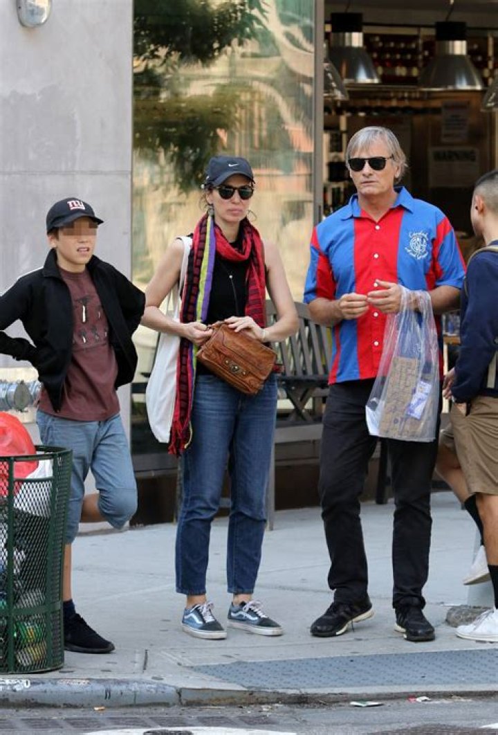 Ariadna Gil and Viggo Mortensen relationship status. Are they still together?