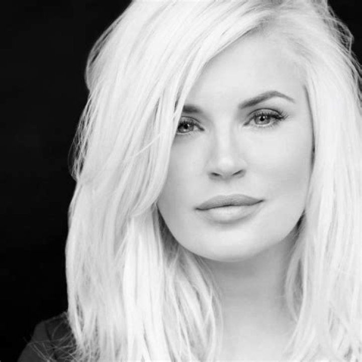 Ashlee Wilson Hawn Net Worth | Bio, Family, Address, Career