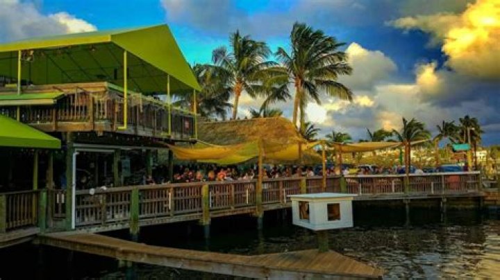 	ASK LOIS: Are there inexpensive restaurants in Boynton-Delray-Lake Worth area?	