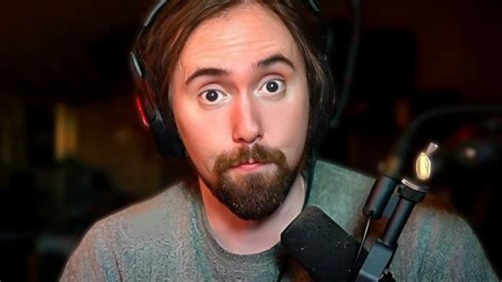 Asmongold explains why he won't stream Diablo 2 Resurrected beta on Twitch