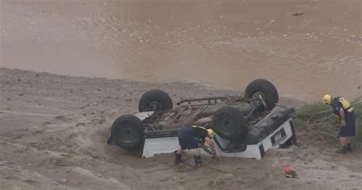 At least 2 dead, 30 rescued after severe flooding in Gila Bend; state of emergency declared