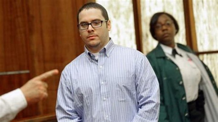 	Autopsy: Bad heart killed Michael Hernandez, who murdered friend in school bathroom	
