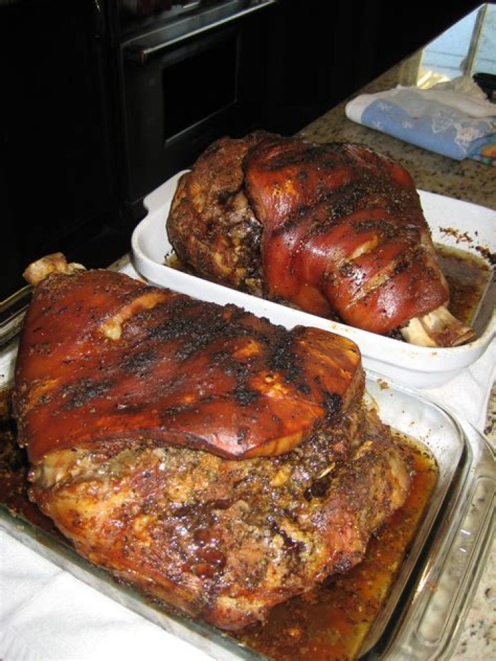 <b>Photos:</b> Christmas Eve Pig Roast, Cuban style	