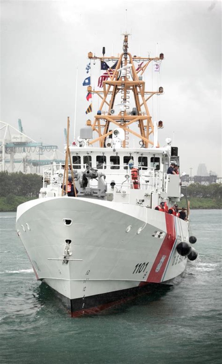 <b>Photos:</b> USCGC Bernard C. Webber arrives in Miami	