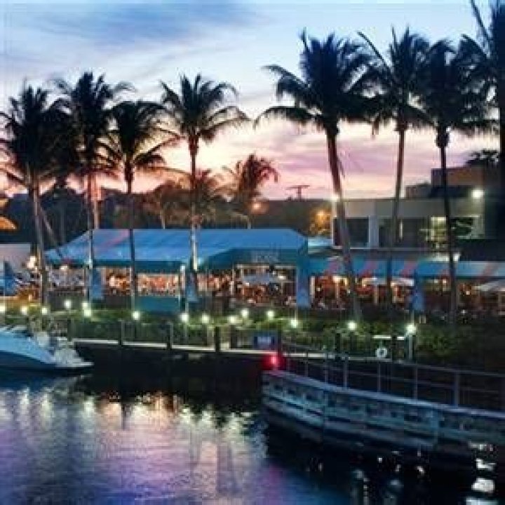 <b>Review:</b> Deck 84 in Delray Beach	