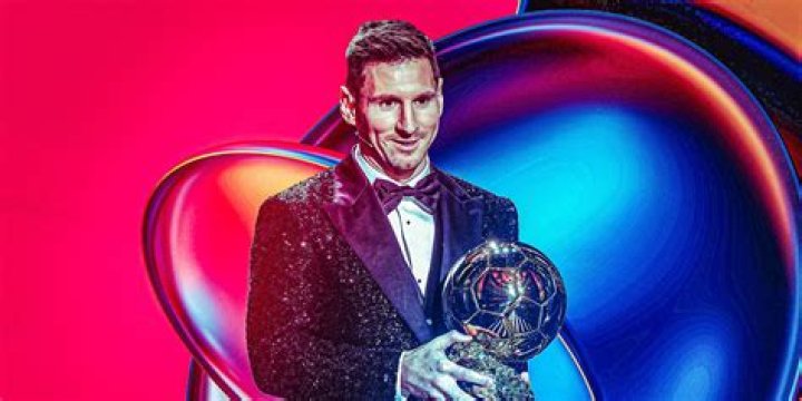 Ballon d’Or 2021 : CR7 et Messi hors-course, qui sont les gagnants potentiels ?