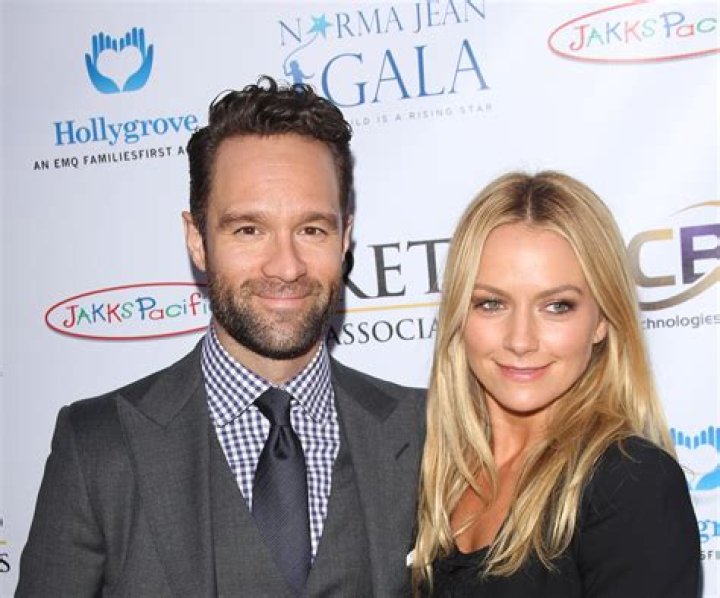Becki Newton And Husband Chris Diamantopoulos Share 4 Kids