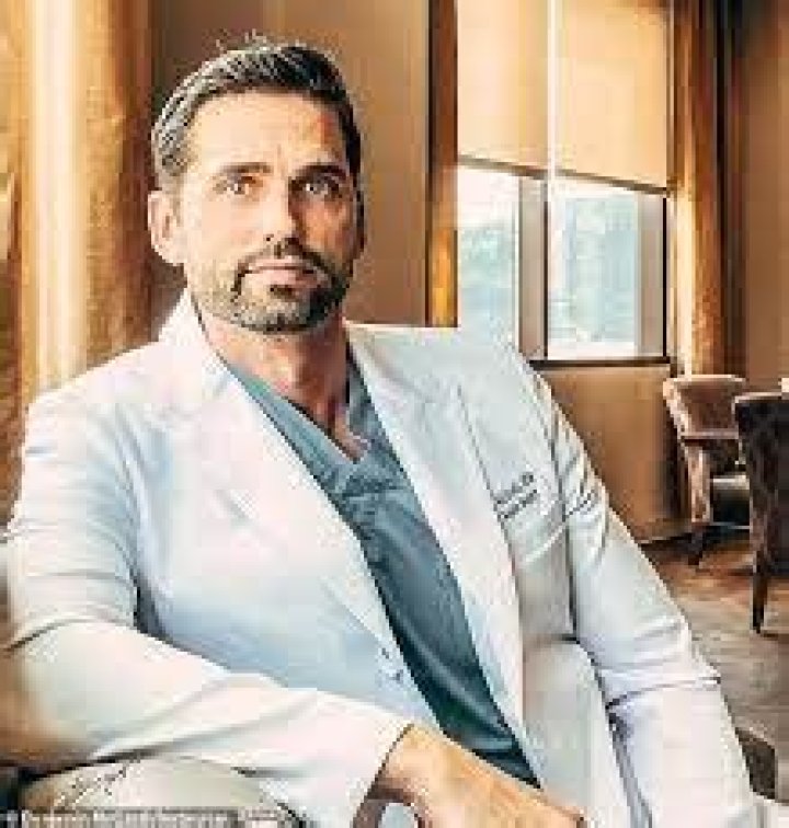 Benjamin McGrath: Wiki, Bio, Age, Family, Career, Net Worth, Doctor