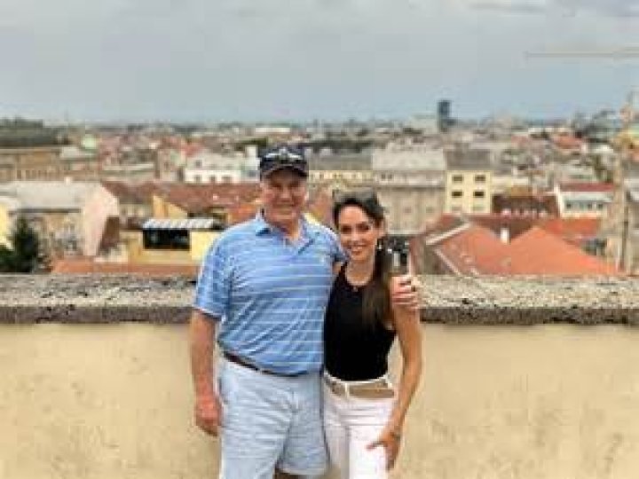 Bill Belichick's Girlfriend: A Deep Dive Into His Personal Life