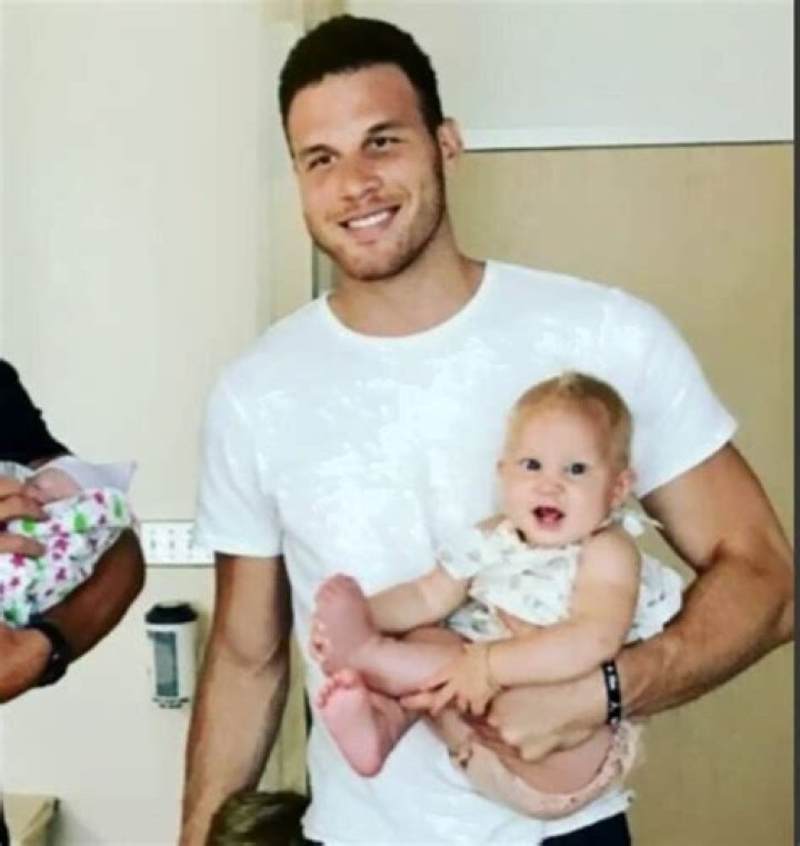 BLAKE GRIFFIN ANNOUNCES THAT HE HAS A SON