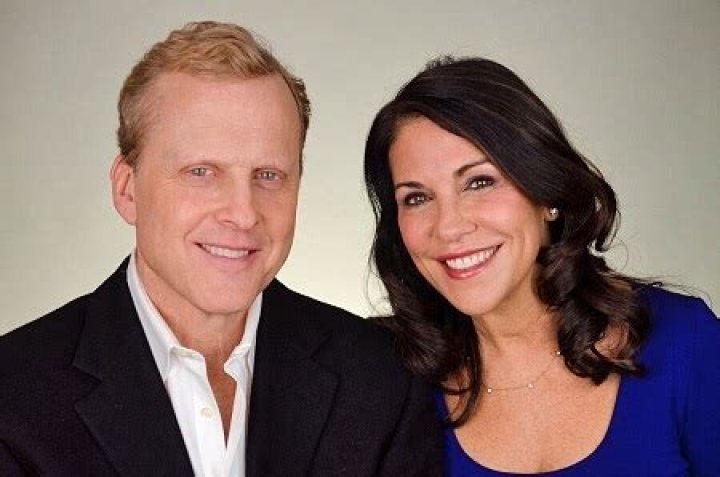Bob Sirott Bio, Age, Height, Wife, Salary, Net Worth WGN