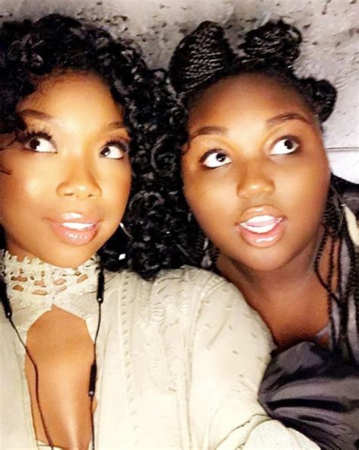 BRANDY AND DAUGHTER SY’RAI ARE TWINNING IN BRAIDS