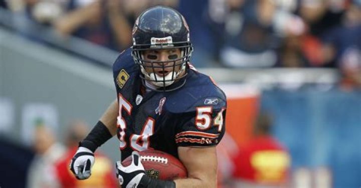 Brian Urlacher Net Worth 2024