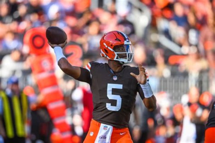 	Bucs put Jameis Winston back in starting role as QB shuffle continues	