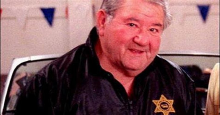 	BUDDY HACKETT, 78, COMEDIAN	
