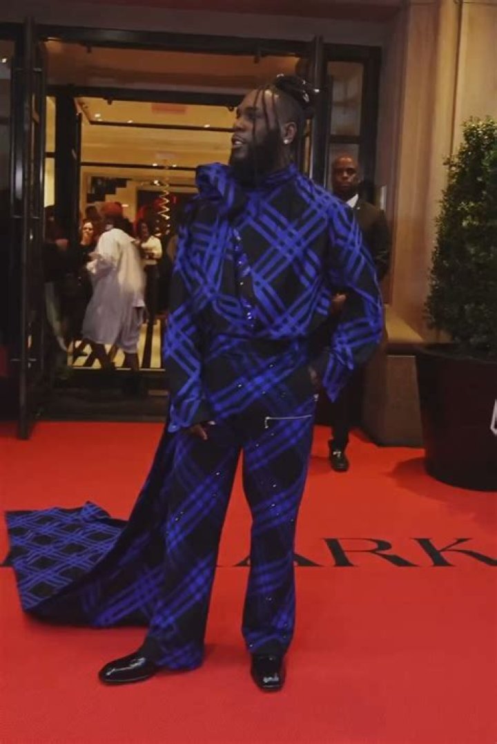 Burna Boy Height: Everything You Need To Know About The Nigerian Superstar