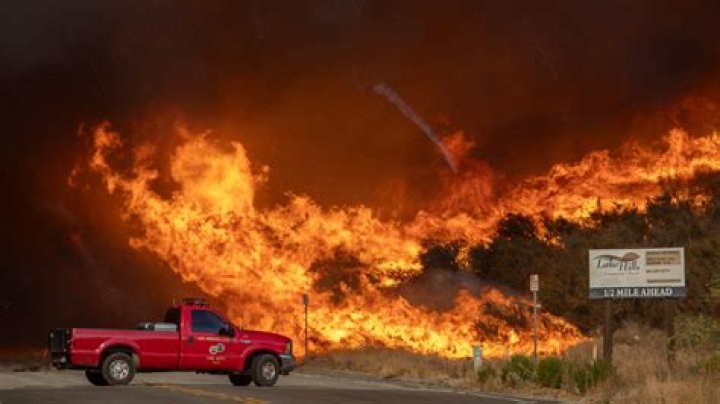 California's fast-moving Oak Fire burns more than 9,500 acres, forces evacuations