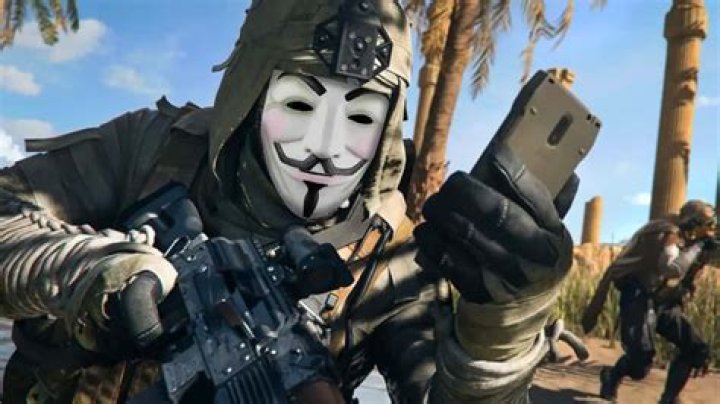 Call of Duty hacker reveals exactly how he cheats in Warzone