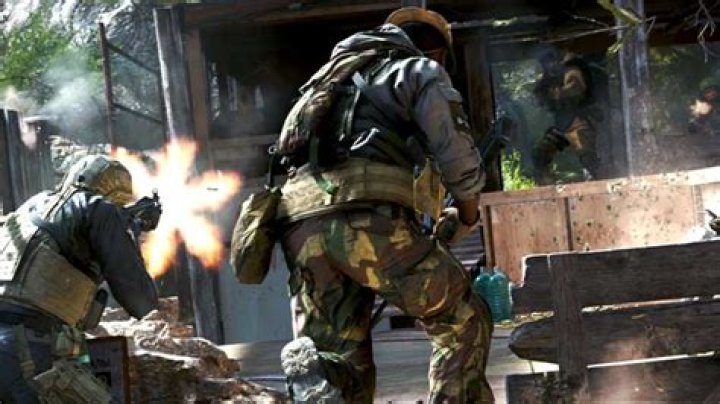 Call of Duty Warzone: How to Revive Teammates