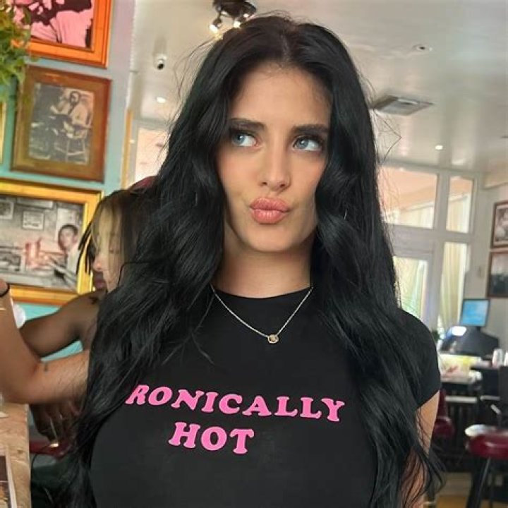 Camila Lara OnlyFans: A Deep Dive Into The Rising Star