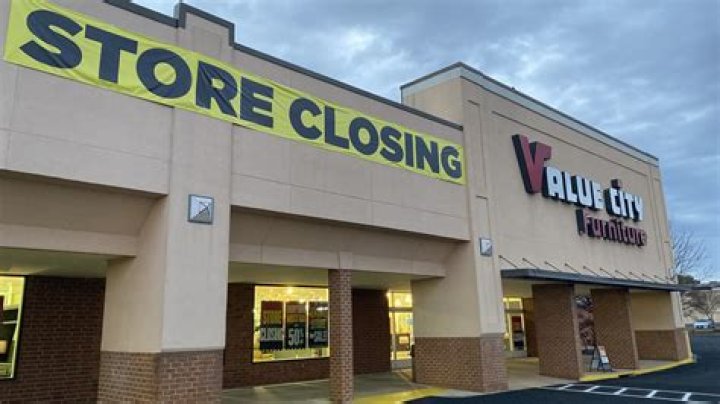 	Carls Furniture closing all three stores	