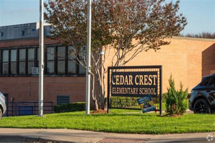 Cedar Crest Elementary School - Dallas