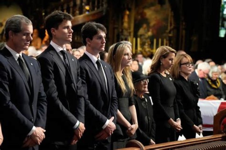 	CEREMONY BIDS FAREWELL TO BATISTA’S WIDOW, 83	