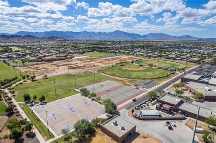 Cesar Chavez High School - Laveen