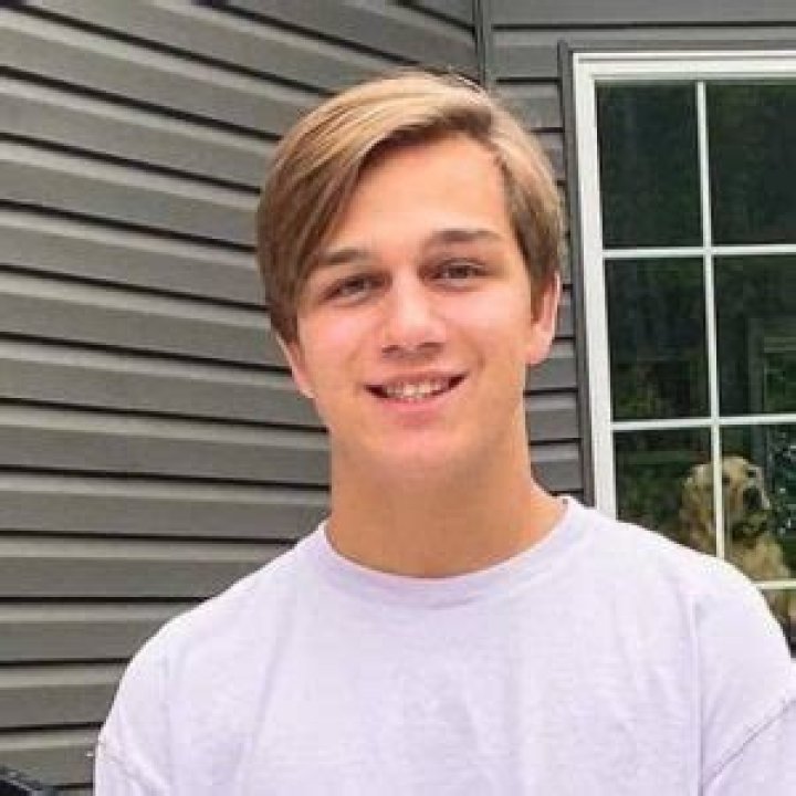 Chase Matthew Net Worth 2024