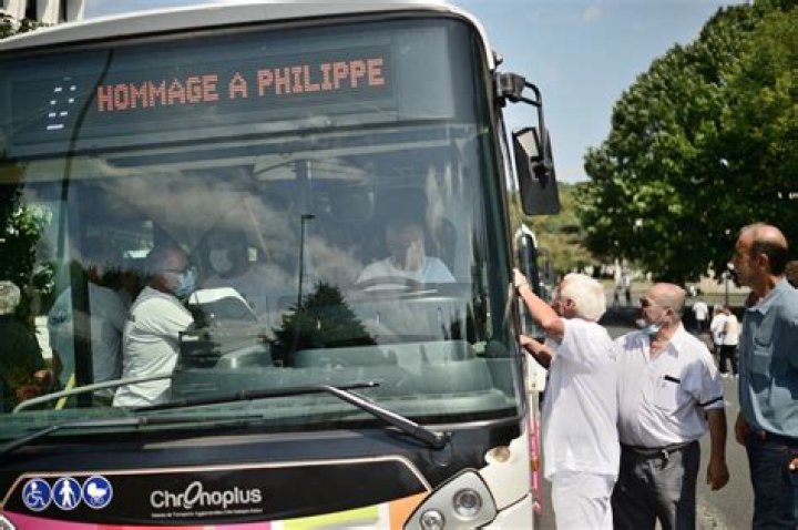 Chauffeur De Bus Mort Bayonne