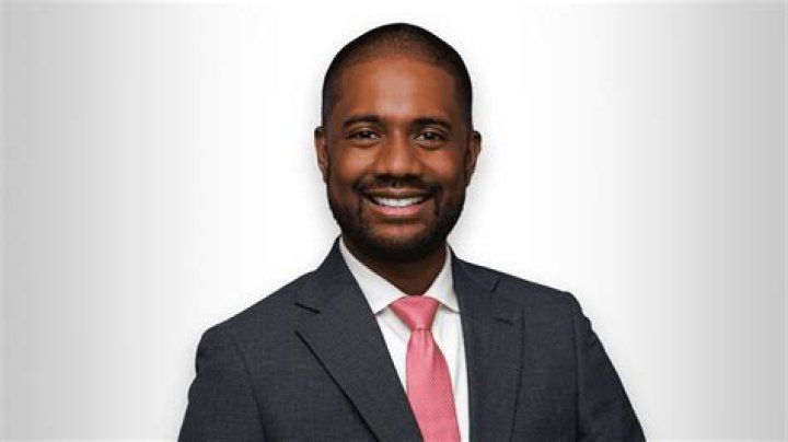 Chester Lampkin Bio, Age, Height, Wife, Salary, Net worth, WUSA 9