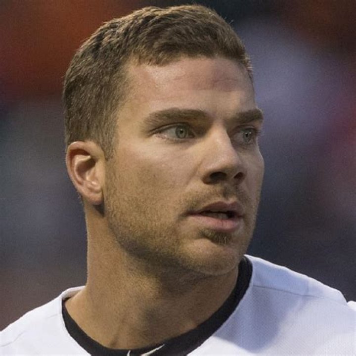 Chris Davis - Bio, Net Worth, Height