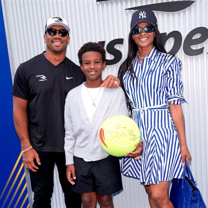 CIARA AND SON FUTURE ZAHIR JAM TO HER NEW SONG, “SET”